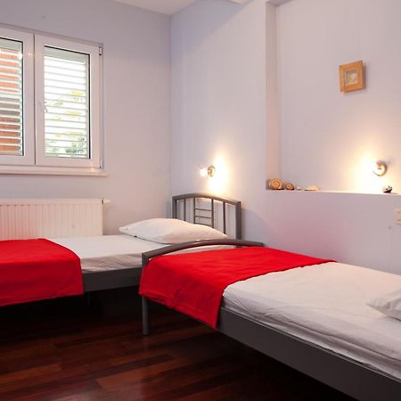 Apartments Tino Makarska Szoba fotó