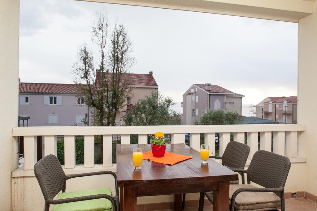 Apartments Tino Makarska Szoba fotó
