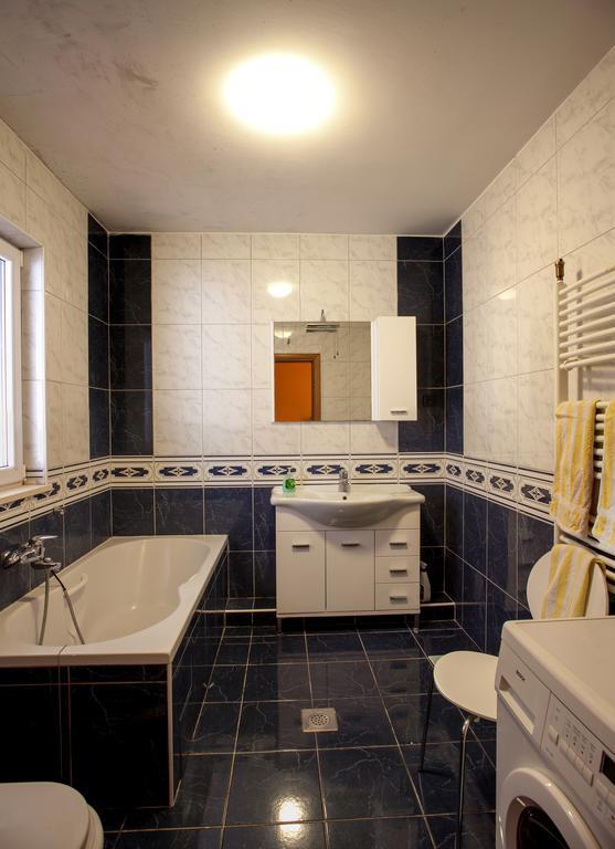 Apartments Tino Makarska Szoba fotó