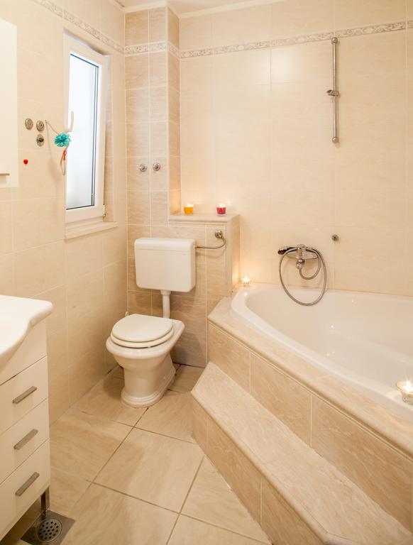 Apartments Tino Makarska Szoba fotó